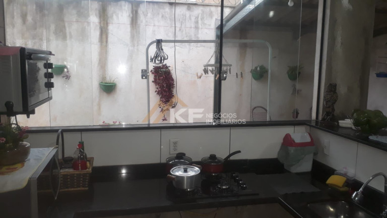 Imagem Sobrado com 3 Quartos à Venda, 200 m² em Parque Das Oliveiras - Ribeirão Preto Imagem Sobrado com 3 Quartos à Venda, 200 m² em Parque Das Oliveiras - Ribeirão Preto