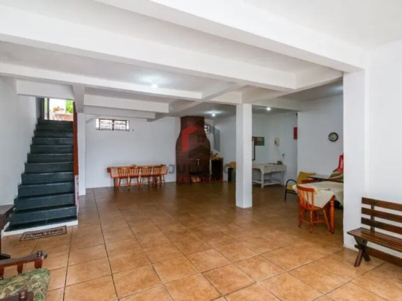 Imagem Casa com 4 Quartos à Venda, 280 m² em Vila Jardim - Porto Alegre Imagem Casa com 4 Quartos à Venda, 280 m² em Vila Jardim - Porto Alegre
