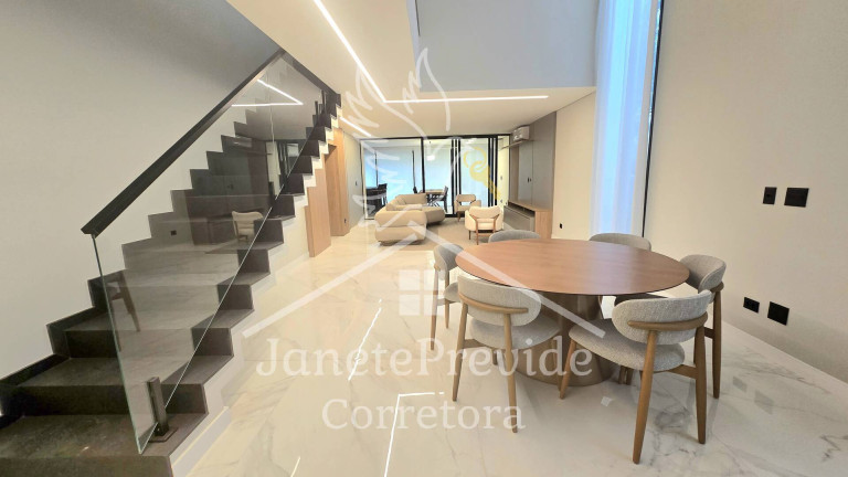 Imagem Casa de Condomínio com 6 Quartos à Venda, 420 m² em Alphaville - Santana De Parnaíba Imagem Casa de Condomínio com 6 Quartos à Venda, 420 m² em Alphaville - Santana De Parnaíba