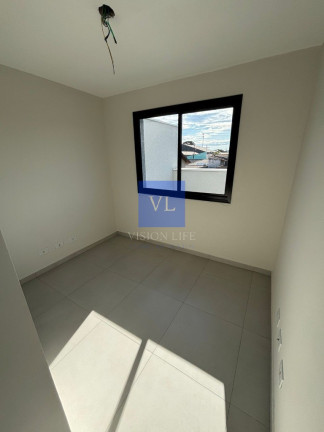 Imagem Casa com 3 Quartos à Venda, 155 m² em Uberaba - Curitiba