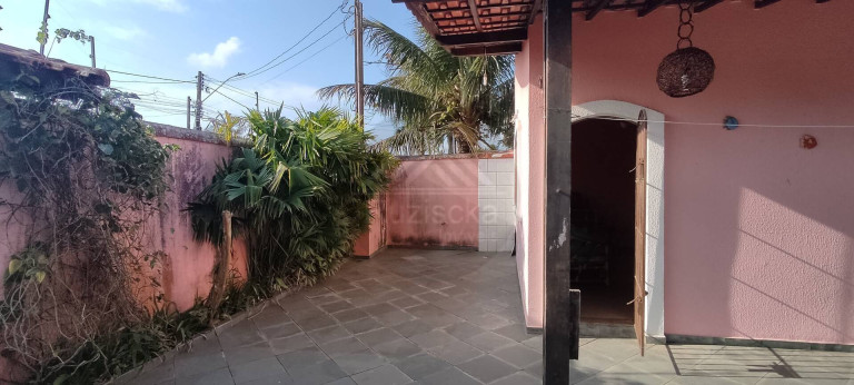 Imagem Casa com 2 Quartos à Venda, 260 m² em Balneario Gaivotas - Itanhaém Imagem Casa com 2 Quartos à Venda, 260 m² em Balneario Gaivotas - Itanhaém