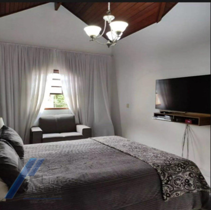 Imagem Casa com 4 Quartos à Venda, 150 m² em Centro - Ubatuba Imagem Casa com 4 Quartos à Venda, 150 m² em Centro - Ubatuba
