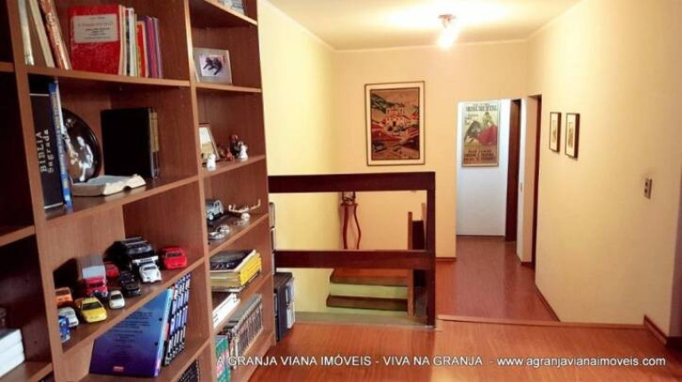Imagem Casa de Condomínio com 3 Quartos à Venda, 198 m² em Chácara Das Paineiras - Carapicuíba