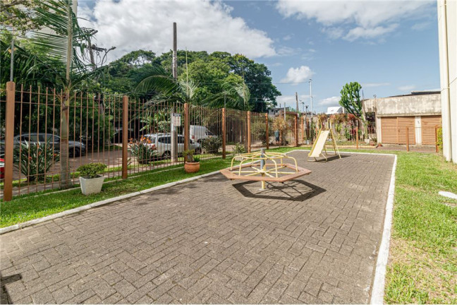 Imagem Imóvel com 2 Quartos à Venda, em Sarandi - Porto Alegre Imagem Imóvel com 2 Quartos à Venda, em Sarandi - Porto Alegre