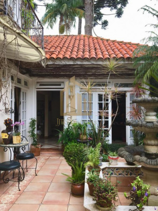 Imagem Casa com 4 Quartos à Venda, 471 m² em Ahú - Curitiba