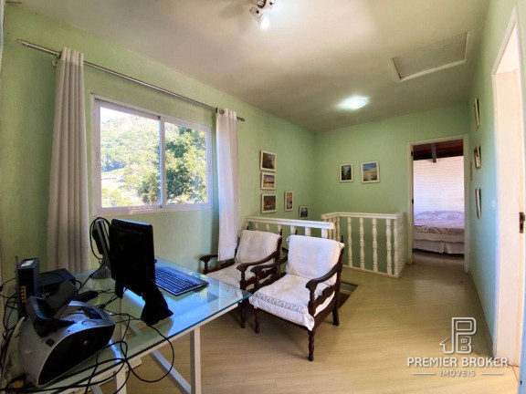 Imagem Casa com 4 Quartos à Venda, 213 m² em Iucas - Teresópolis Imagem Casa com 4 Quartos à Venda, 213 m² em Iucas - Teresópolis