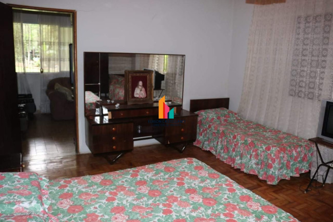Imagem Imóvel com 3 Quartos à Venda, 360 m² em Caxambu - Jundiaí Imagem Imóvel com 3 Quartos à Venda, 360 m² em Caxambu - Jundiaí