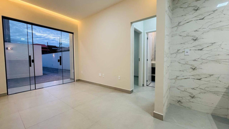 Imagem Casa com 2 Quartos à Venda, 60 m² em Jardim Peró - Cabo Frio Imagem Casa com 2 Quartos à Venda, 60 m² em Jardim Peró - Cabo Frio