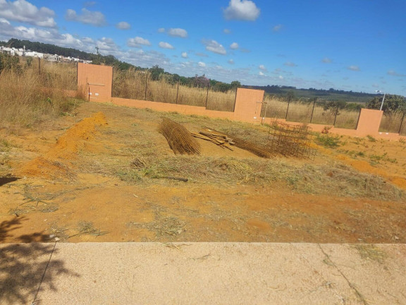 Terreno à Venda,  em Setor Habitacional Jardim Botânico - Brasília