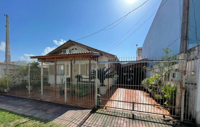 Imagem Casa com 3 Quartos à Venda, 300 m² em Centro - Balneário Camboriú Imagem Casa com 3 Quartos à Venda, 300 m² em Centro - Balneário Camboriú