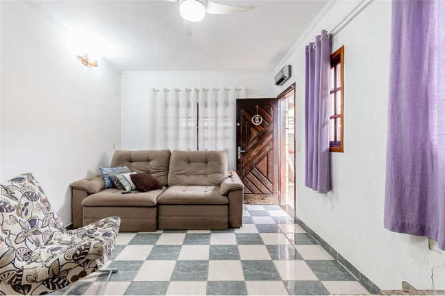 Imagem Casa com 3 Quartos à Venda, em Vila Carmosina - São Paulo Imagem Casa com 3 Quartos à Venda, em Vila Carmosina - São Paulo