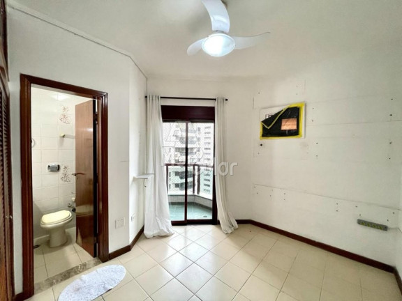 Imagem Apartamento com 3 Quartos à Venda, 168 m² em Pitangueiras - Guarujá Imagem Apartamento com 3 Quartos à Venda, 168 m² em Pitangueiras - Guarujá