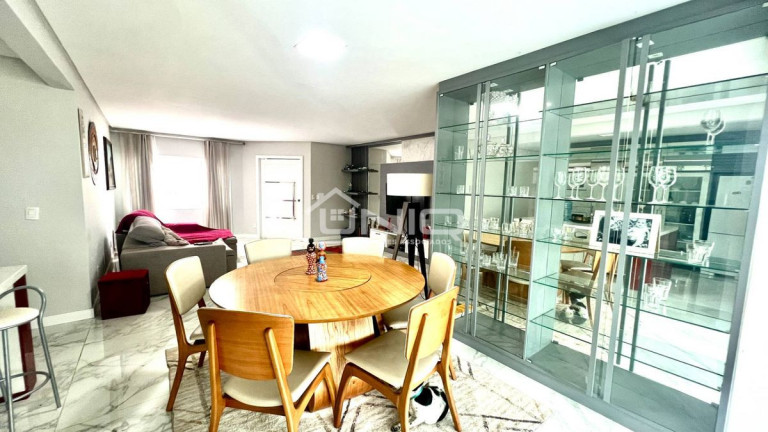 Imagem Casa com 3 Quartos à Venda, 275 m² em Jardim Primavera - Pato Branco Imagem Casa com 3 Quartos à Venda, 275 m² em Jardim Primavera - Pato Branco