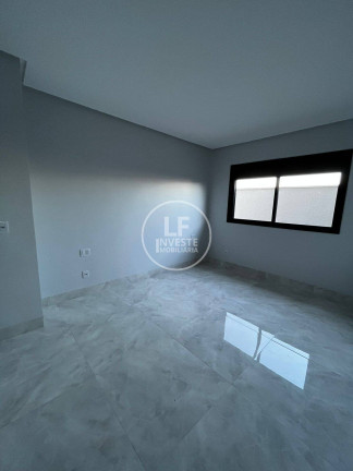 Imagem Casa com 3 Quartos à Venda, 426 m² em Goiânia