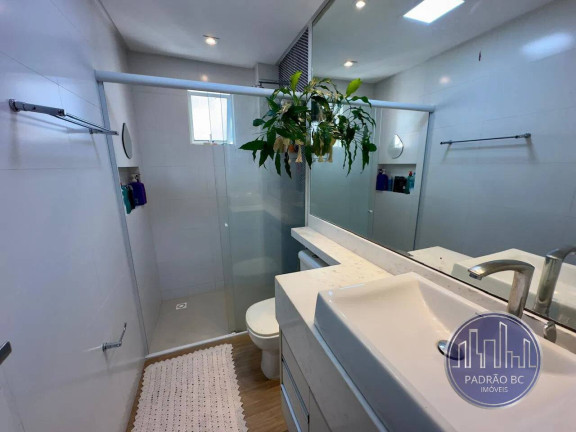 Imagem Apartamento com 3 Quartos à Venda, 121 m² em Centro - Balneário Camboriú Imagem Apartamento com 3 Quartos à Venda, 121 m² em Centro - Balneário Camboriú