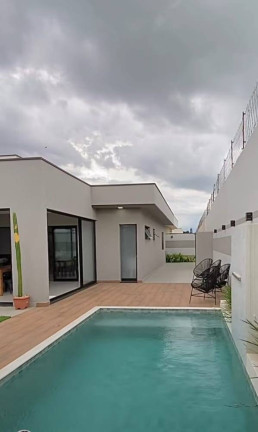 Casa com 3 Quartos à Venda, 350 m² em Taubaté