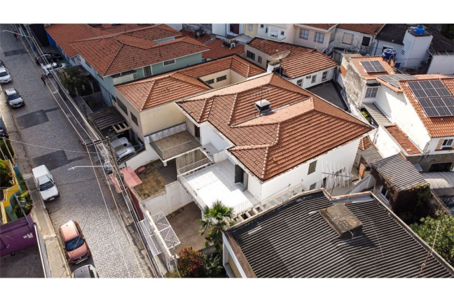 Imagem Casa com 3 Quartos à Venda, em Pinheiros - São Paulo Imagem Casa com 3 Quartos à Venda, em Pinheiros - São Paulo