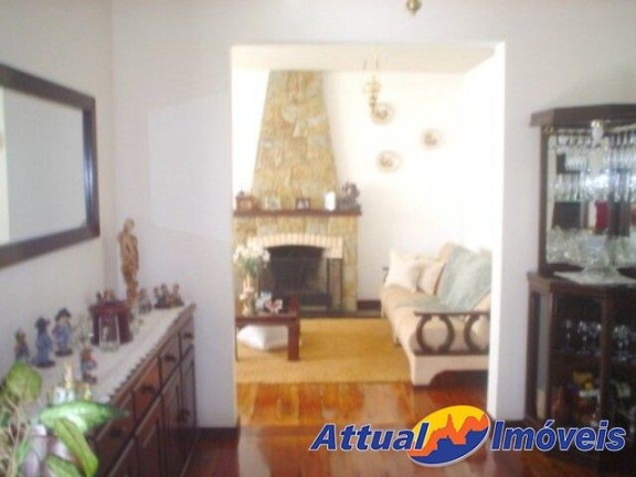 Imagem Casa com 4 Quartos à Venda, 320 m² em Agriões - Teresópolis Imagem Casa com 4 Quartos à Venda, 320 m² em Agriões - Teresópolis