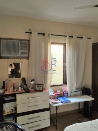 Imagem Casa com 3 Quartos à Venda, 85 m² em Ocian - Praia Grande Imagem Casa com 3 Quartos à Venda, 85 m² em Ocian - Praia Grande