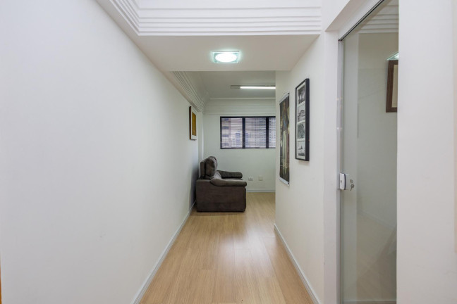 Imagem Sala Comercial à Venda, 44 m² em Centro - Curitiba Imagem Sala Comercial à Venda, 44 m² em Centro - Curitiba