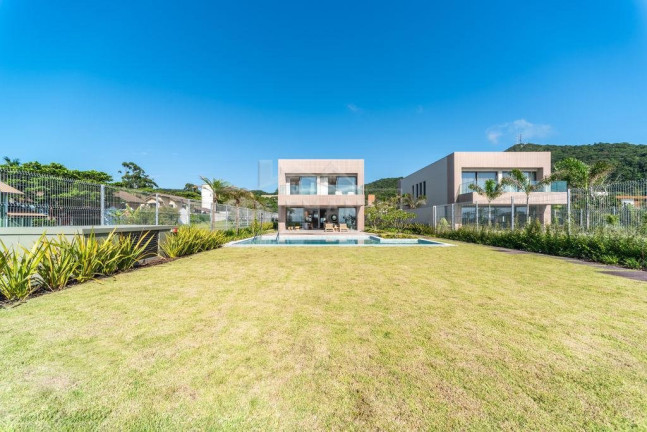 Imagem Casa de Condomínio com 5 Quartos à Venda, 458 m² em Praia Do Estaleiro - Balneário Camboriú