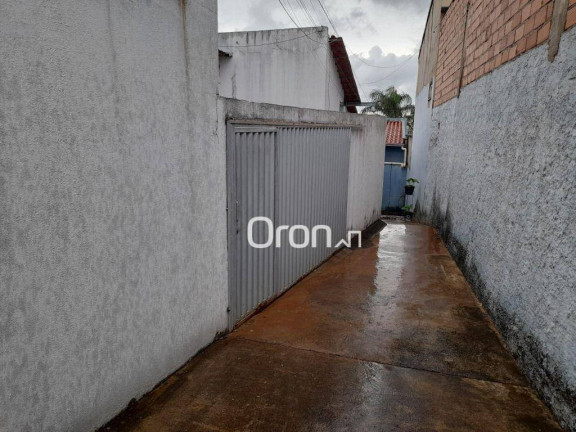 Imagem Casa com 5 Quartos à Venda, 300 m² em Jardim Fonte Nova - Goiânia Imagem Casa com 5 Quartos à Venda, 300 m² em Jardim Fonte Nova - Goiânia