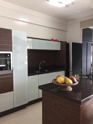 Imagem Imóvel com 4 Quartos para Temporada, 150 m² em Meia Praia - Itapema Imagem Imóvel com 4 Quartos para Temporada, 150 m² em Meia Praia - Itapema