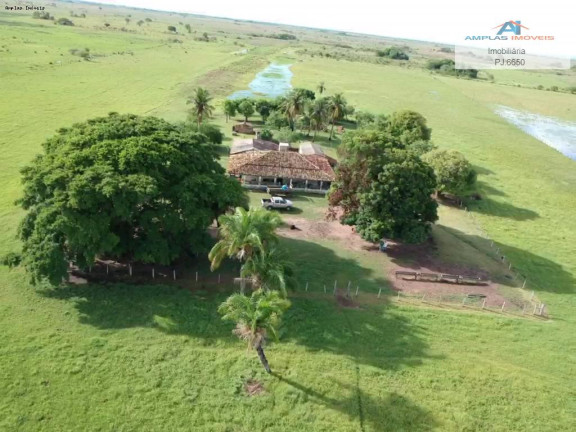 Imagem Fazenda à Venda, 58.000 m² em Cáceres