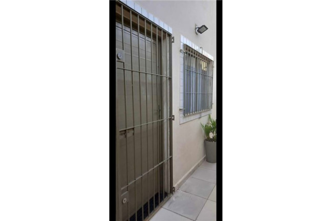 Imagem Casa com 2 Quartos à Venda, em Caiçara - Praia Grande Imagem Casa com 2 Quartos à Venda, em Caiçara - Praia Grande