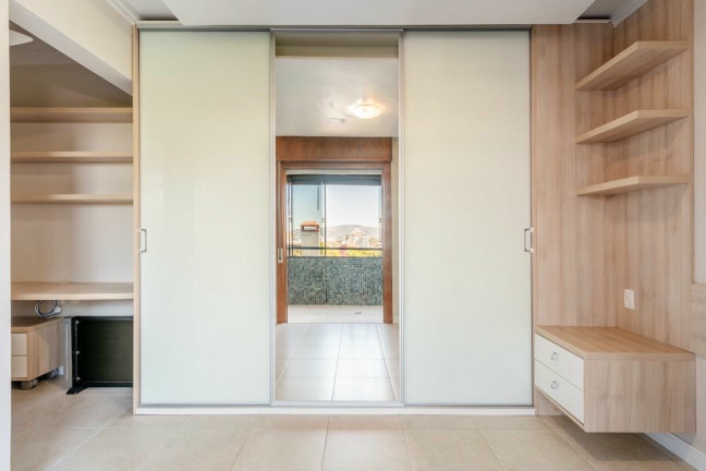 Imagem Apartamento com 2 Quartos à Venda, 120 m² em Petrópolis - Porto Alegre Imagem Apartamento com 2 Quartos à Venda, 120 m² em Petrópolis - Porto Alegre