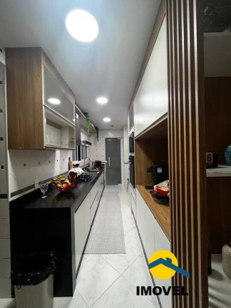 Imagem Cobertura com 3 Quartos à Venda, 202 m² em Icaraí - Niterói