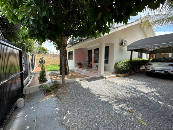 Imagem Casa com 3 Quartos à Venda, 450 m² em Village - Sorriso Imagem Casa com 3 Quartos à Venda, 450 m² em Village - Sorriso