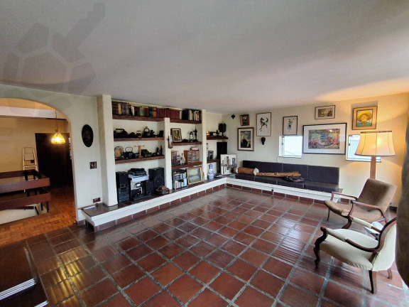 Imagem Casa com 3 Quartos à Venda, 220 m² em Jardim Marajoara - São Paulo Imagem Casa com 3 Quartos à Venda, 220 m² em Jardim Marajoara - São Paulo