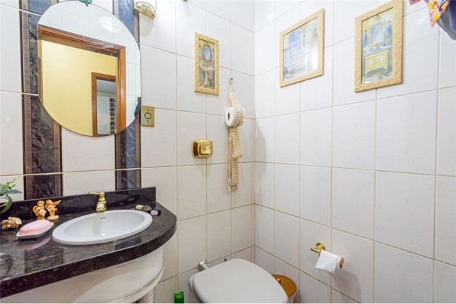 Imagem Casa com 3 Quartos à Venda,  em Centro - Canoas