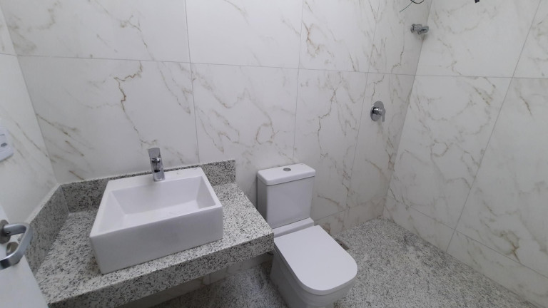 Imagem Casa com 4 Quartos à Venda, 250 m² em Buritis - Belo Horizonte