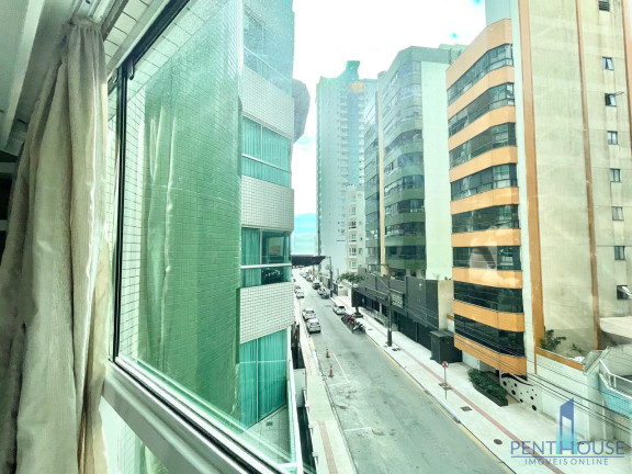 Imagem Apartamento com 3 Quartos à Venda, 120 m² em Centro - Balneário Camboriú Imagem Apartamento com 3 Quartos à Venda, 120 m² em Centro - Balneário Camboriú