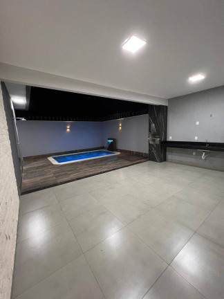 Imagem Casa com 3 Quartos à Venda, 300 m² em Residencial Jardim Canedo Iii - Senador Canedo Imagem Casa com 3 Quartos à Venda, 300 m² em Residencial Jardim Canedo Iii - Senador Canedo