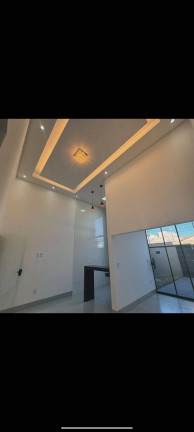 Imagem Casa com 2 Quartos à Venda, 65 m² em Goiânia Imagem Casa com 2 Quartos à Venda, 65 m² em Goiânia