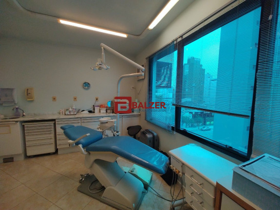 Imagem Sala Comercial à Venda, 34 m² em Centro - Florianópolis Imagem Sala Comercial à Venda, 34 m² em Centro - Florianópolis