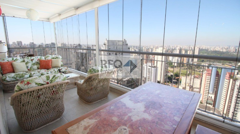 Imagem Imóvel com 4 Quartos à Venda, 383 m² em Paraíso - São Paulo Imagem Imóvel com 4 Quartos à Venda, 383 m² em Paraíso - São Paulo