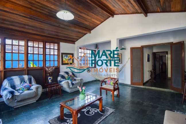 Imagem Casa com 7 Quartos à Venda, 202 m² em Itaguá - Ubatuba Imagem Casa com 7 Quartos à Venda, 202 m² em Itaguá - Ubatuba