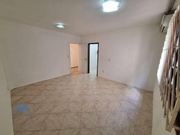 Imagem Casa com 3 Quartos à Venda, 195 m² em Itacorubi - Florianópolis Imagem Casa com 3 Quartos à Venda, 195 m² em Itacorubi - Florianópolis