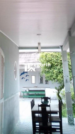 Imagem Casa com 4 Quartos à Venda, 162 m² em Balneario Solymar - Matinhos Imagem Casa com 4 Quartos à Venda, 162 m² em Balneario Solymar - Matinhos