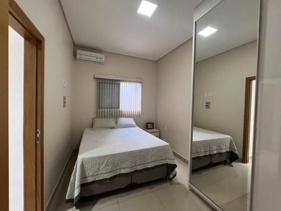 Casa com 3 Quartos à Venda, 300 m² em Jardim Sul - Uberlândia
