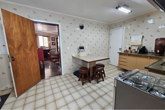 Imagem Imóvel com 4 Quartos à Venda, 143 m² em Moema - São Paulo Imagem Imóvel com 4 Quartos à Venda, 143 m² em Moema - São Paulo