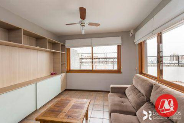 Imagem Cobertura com 3 Quartos para Alugar, 195 m² em Santana - Porto Alegre Imagem Cobertura com 3 Quartos para Alugar, 195 m² em Santana - Porto Alegre