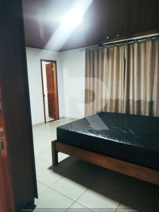 Imagem Chácara com 4 Quartos à Venda, 20.000 m²