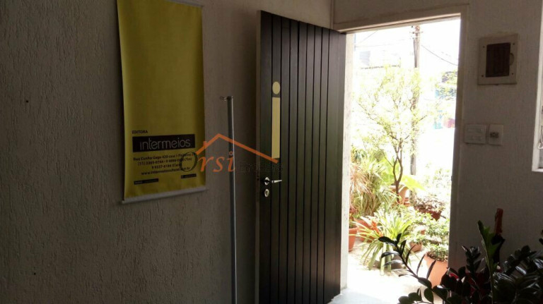 Imagem Sobrado com 1 Quarto à Venda, 100 m² em Pinheiros - São Paulo Imagem Sobrado com 1 Quarto à Venda, 100 m² em Pinheiros - São Paulo