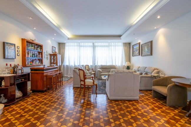 Imagem Casa com 4 Quartos à Venda, 375 m² em Moema - São Paulo Imagem Casa com 4 Quartos à Venda, 375 m² em Moema - São Paulo