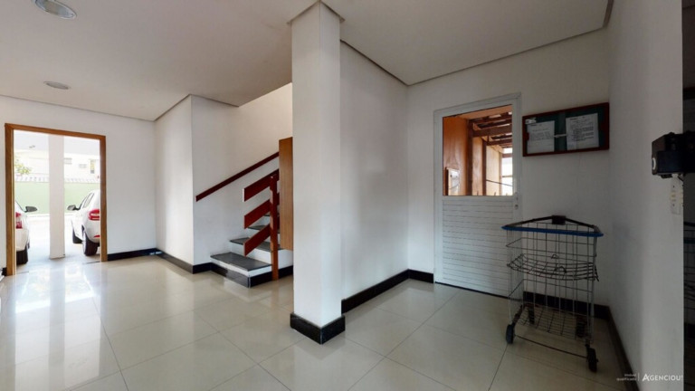 Imagem Imóvel com 3 Quartos à Venda, 71 m² em Cavalhada - Porto Alegre Imagem Imóvel com 3 Quartos à Venda, 71 m² em Cavalhada - Porto Alegre